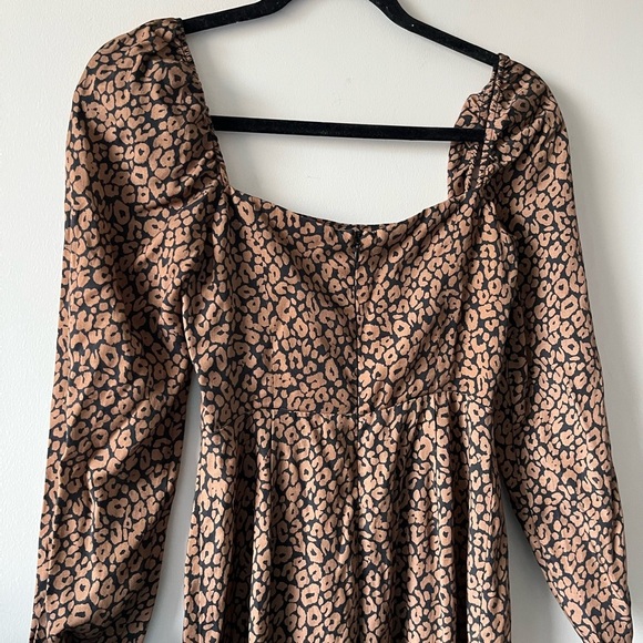 Park & Fifth Black and Brown Cheetah Brown Long Sleeve Leg Slit Dress - XS - Picture 10 of 12